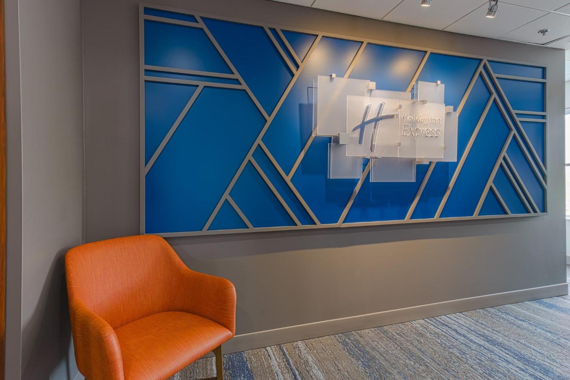 Holiday Inn Express Hartford-Newington By Ihg Exteriér fotografie