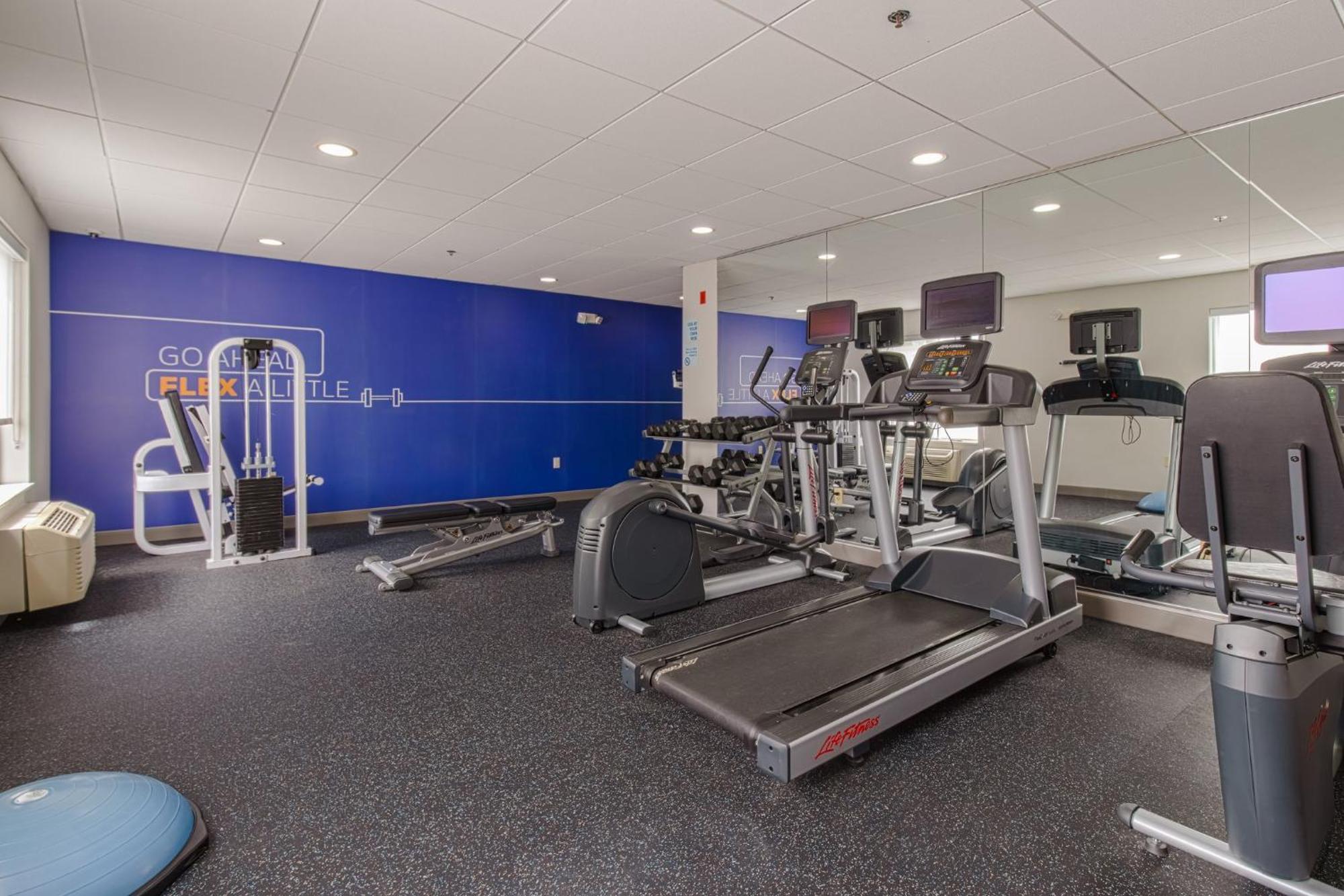 Holiday Inn Express Hartford-Newington By Ihg Exteriér fotografie