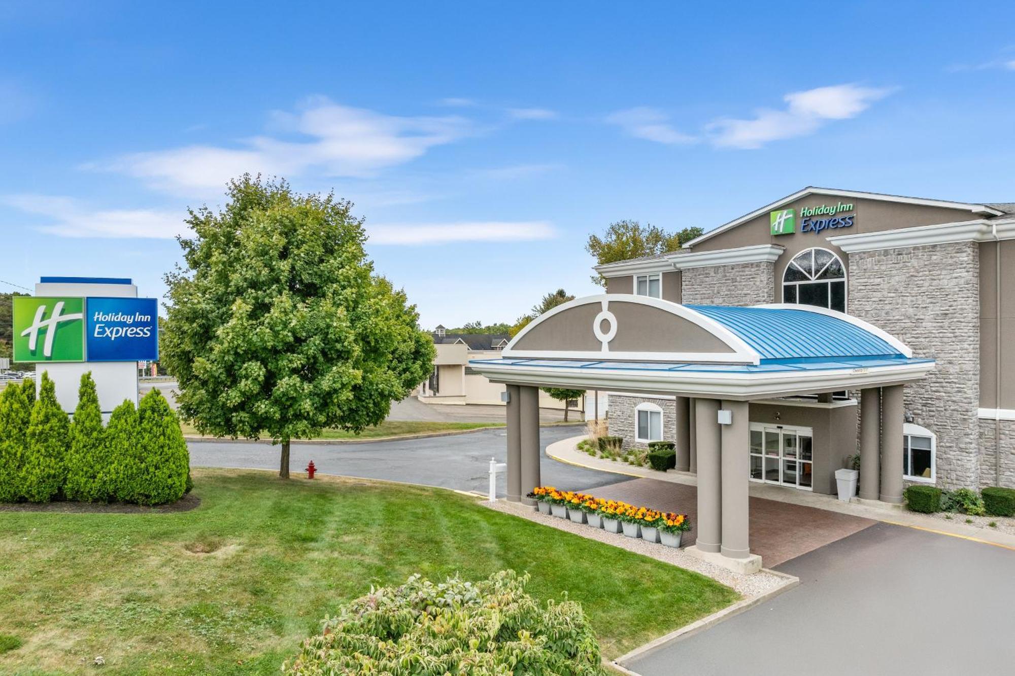 Holiday Inn Express Hartford-Newington By Ihg Exteriér fotografie